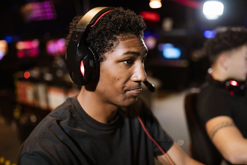 Various gaming headset designs laid out, showcasing different features like detachable mics and earcups.