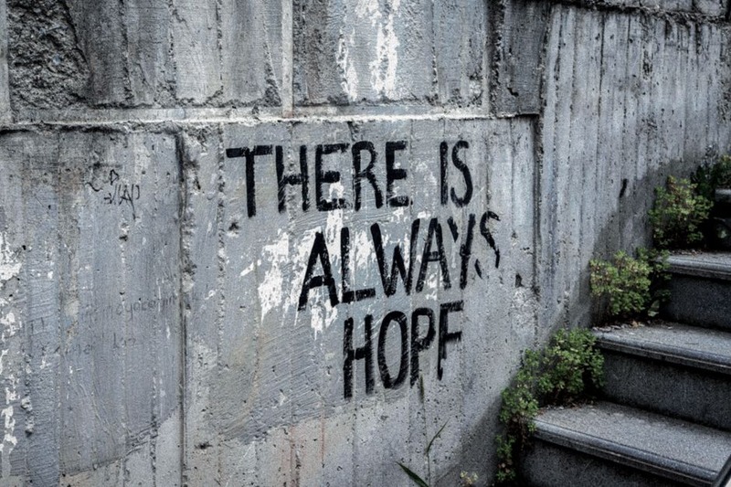 Graphics & Sound: The Aesthetic of Despair and Hope